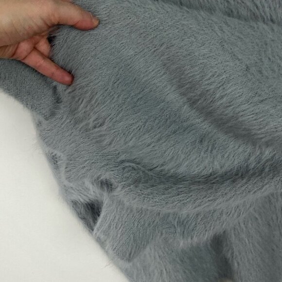 NWT Line and Dot Fuzzy Adler Sweater Grey Heather Grey Size Large New With Tags - Picture 9 of 15